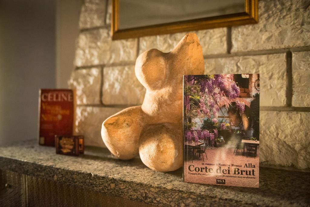 Corte Dei Brut ガヴィラーテ エクステリア 写真